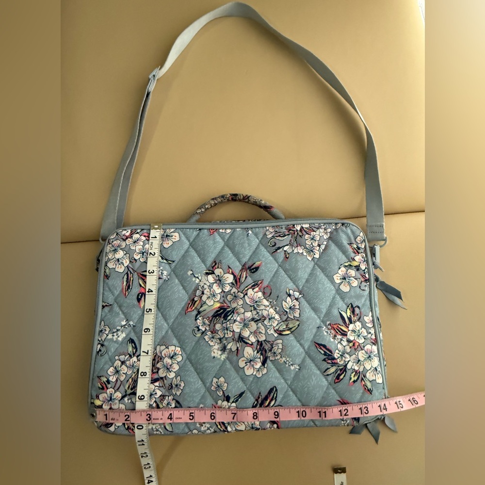 Vera Bradley padded lap top case - Picture 7 of 10
